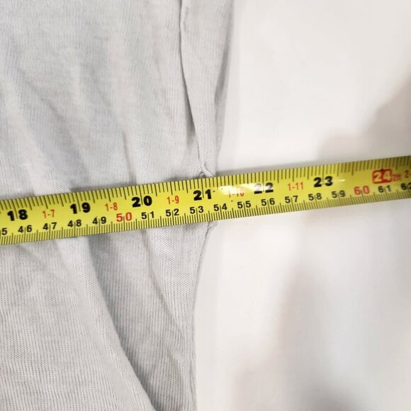 Silver Jeans Co. Light Gray V-Neck Short Sleeve Shirt Womens L L29TF2003 NWT - Picture 10 of 12